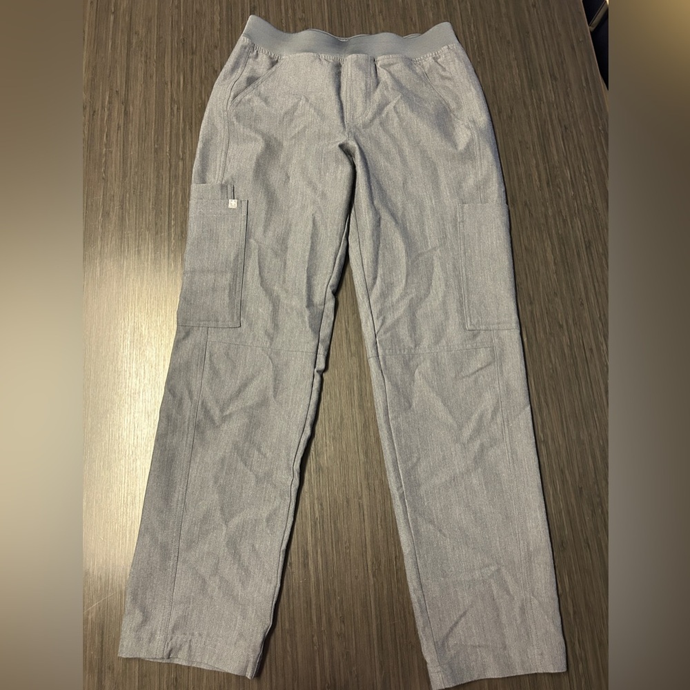 Figs Men's Axim Scrub Pants in Graphite